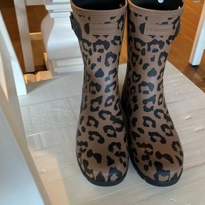 Gently used Hunter rain boots